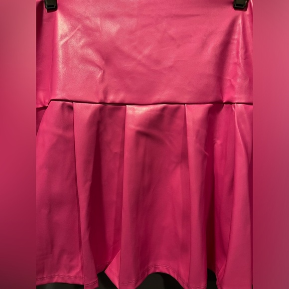 COPY - Popular 21 Faux Leather Pink Mini Skirt - Picture 3 of 6